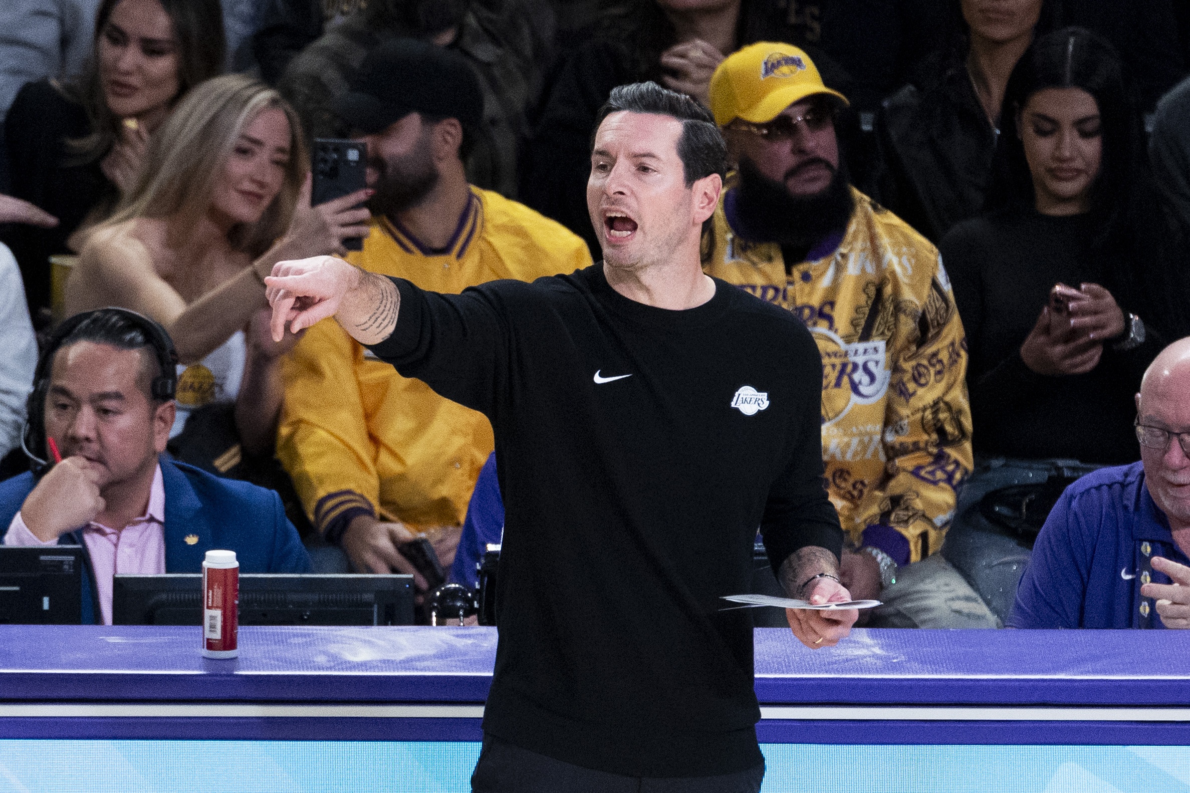 开云手机注册-东契奇：雷迪克估计会因为我出手25次生气 又要念叨我得多传球